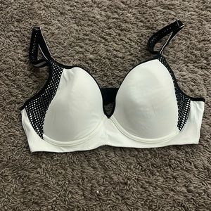 Maidenform bra